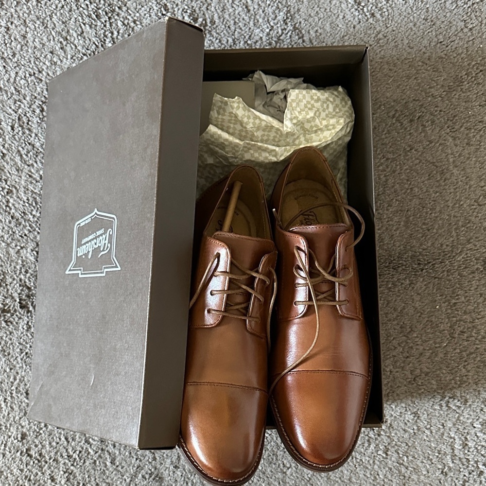 Florsheim Men's Tan Leather Oxfords